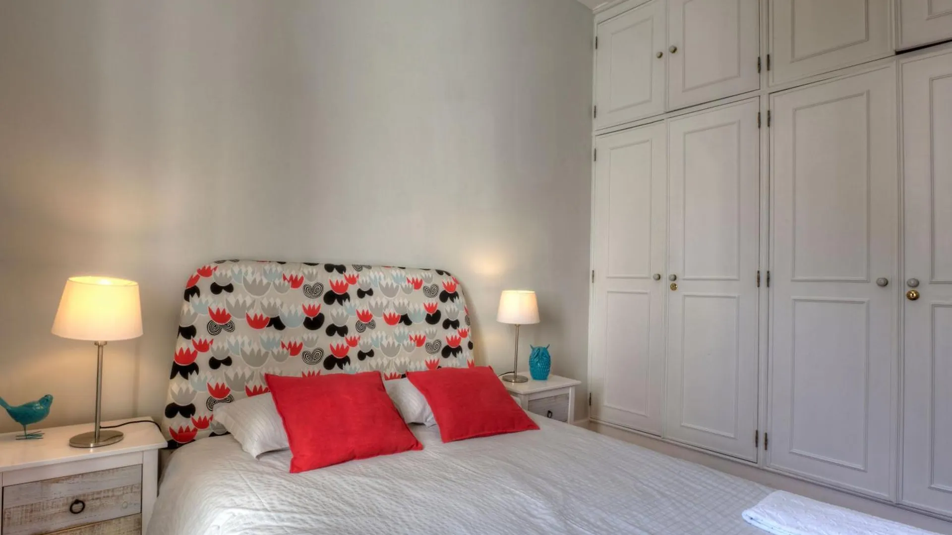 Studio Fuer 13 Personenund 1 Kind In Lissabon, Regiao De Lisboa Costa De Lisboa
